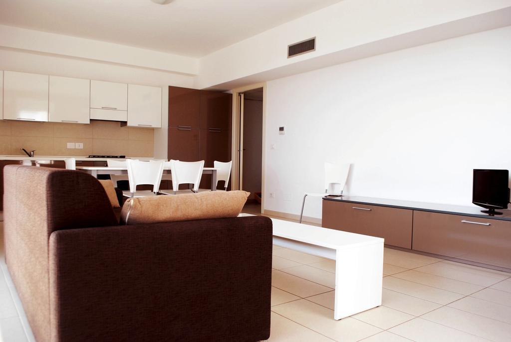 Sporting Club Resort Praia a Mare Room photo