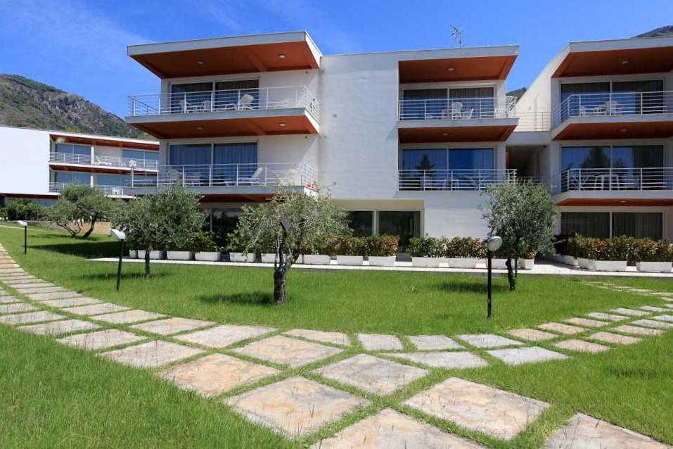 Sporting Club Resort Praia a Mare Exterior photo